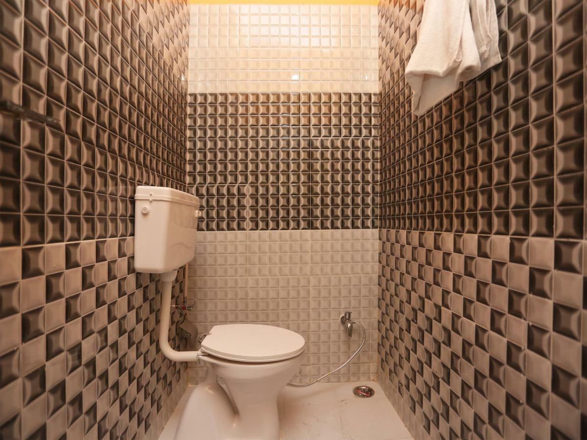 ורנאסי Hotel Bachchan Palace מראה חיצוני תמונה